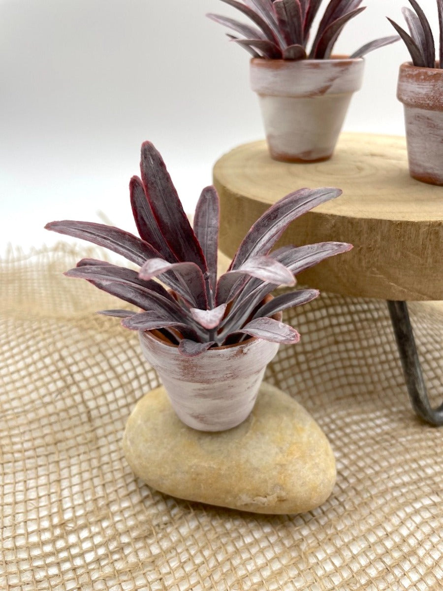 Mini Faux Succulents in burgundy color, Fake Plants Set of 3 for Tiered Tray, Rustic Farmhouse Mini Plant Pots